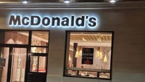 McDonalds Av. du Prado